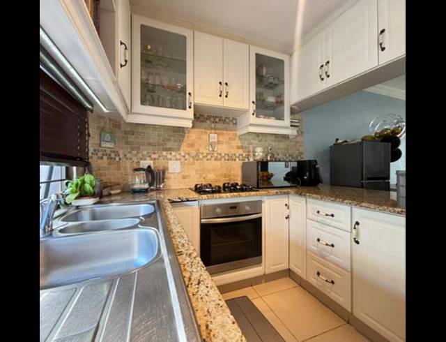 2 BEDROOM TOWNHOUSE FOR SALE IN MUSGRAVE